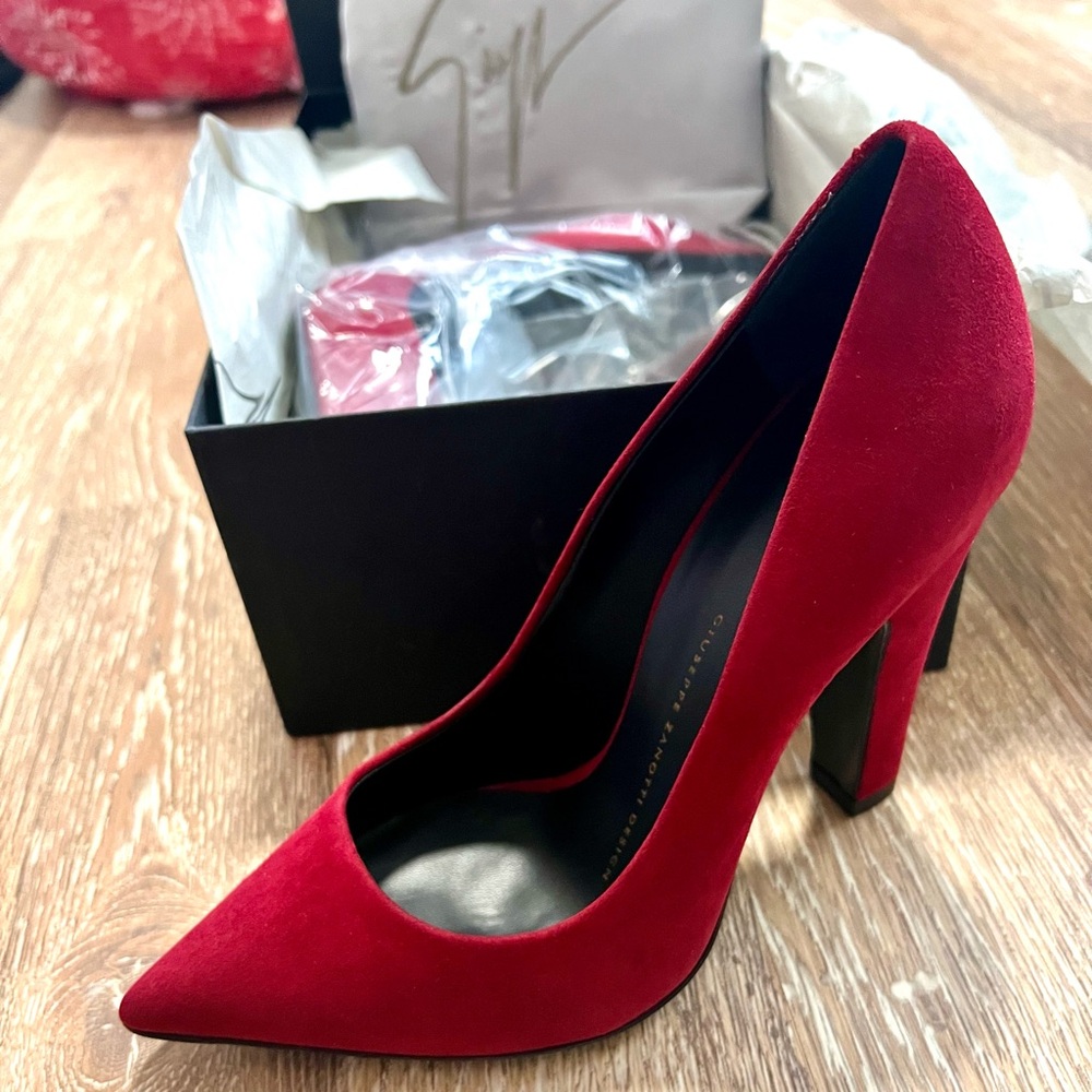 Giuseppe Zanotti Suede Pointed-Toe Thick-Heel Pump, Red